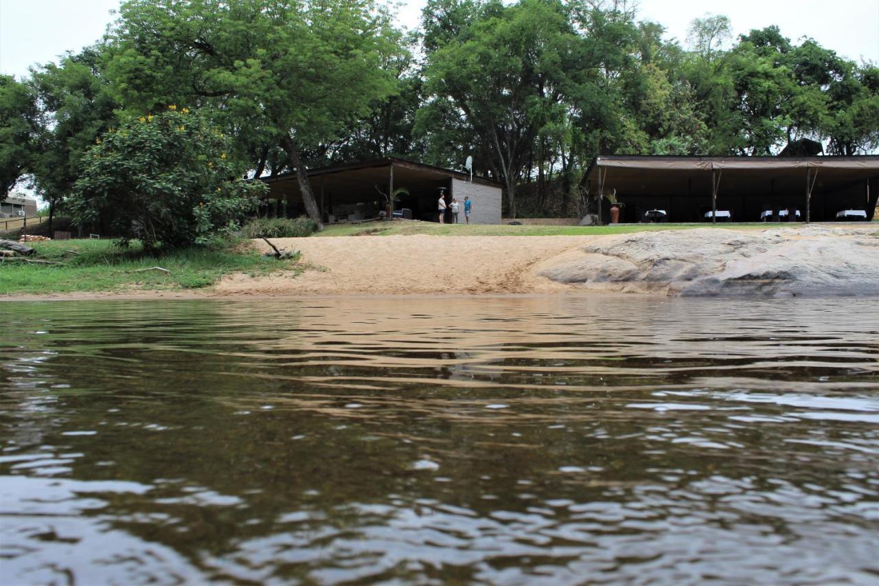 Lions Rock Rapids - Luxury Tented Camp Hazyview Buitenkant foto